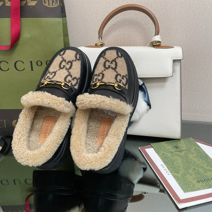 GG LOAFER IN CAMEL BROWN JACQUARD AND BLACK CALFSKIN WITH BEIGE WOOL LINING