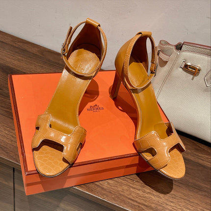 PREMIERE 105 SANDAL IN PEANUT BROWN CALFSKIN