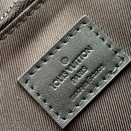 LV 25S S LOCK MESSENGER BAG 21 IN PURPLE AND BROWN MONOGRAM MACASSAR CANVAS