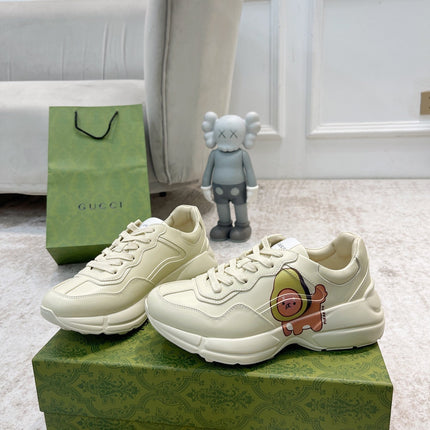 GG RHYTON TRAINER WHITE LAMBSKIN WITH AVOCADO MOTIF