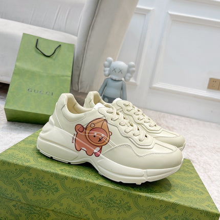 GG RHYTON TRAINER WHITE LAMBSKIN WITH AVOCADO MOTIF