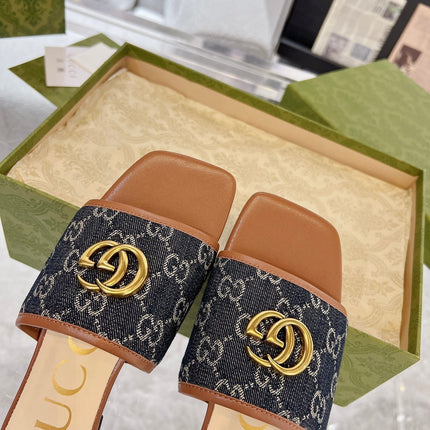 GG EXCLUSIVE SLIDE SANDAL CARAMEL AND BLACK FABRIC