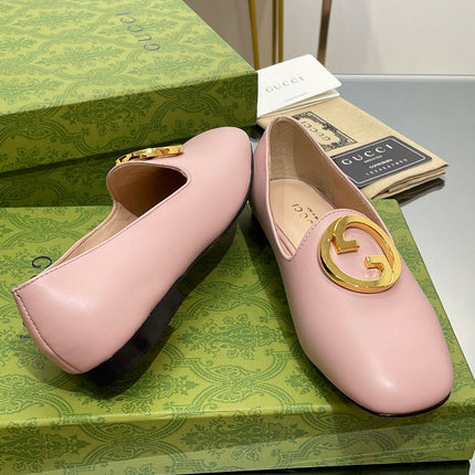 BLONDIE LOGO-PLAQUE LOAFERS IN LIGHT PINK CALFSKIN WITH GOLD HARDWARE