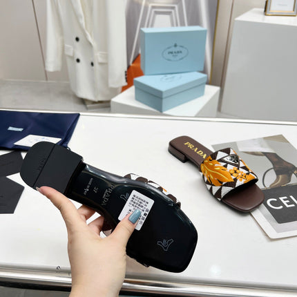 PRA EMBROIDERED SLIDES FLAT CHOCOLATE FABRIC