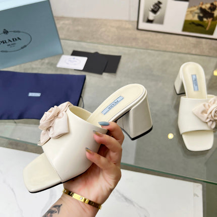 PRA FLOWER BLOCK HEELS 75 IVORY CALFSKIN
