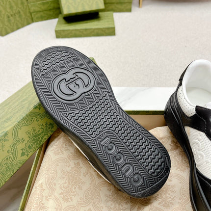 GG EMBOSSED TRAINER BLACK AND WHITE CALFSKIN