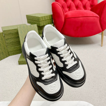 GG EMBOSSED TRAINER BLACK AND WHITE CALFSKIN