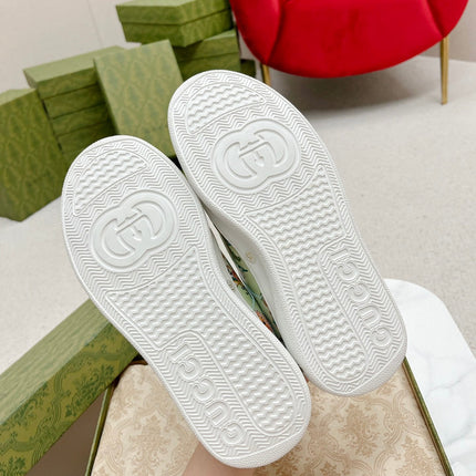 GG TRAINER SAGE CALFSKIN WITH FLOWERS PATTERN