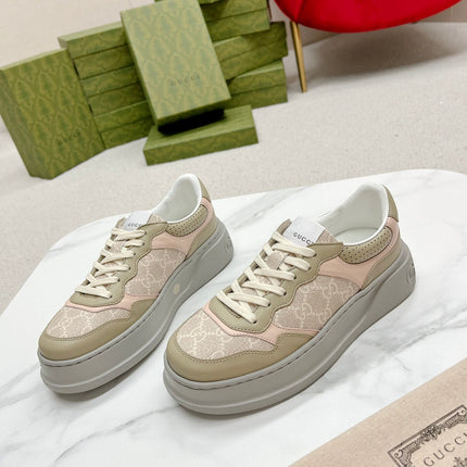 GG TRAINER LIGHT GRAY AND TORTILLA CALFSKIN