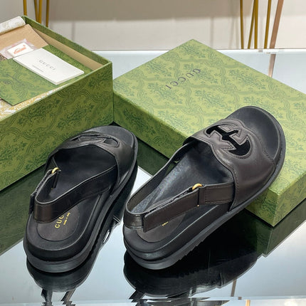 GG INTERLOCKING G CUT OUT SANDAL BLACK LAMBSKIN