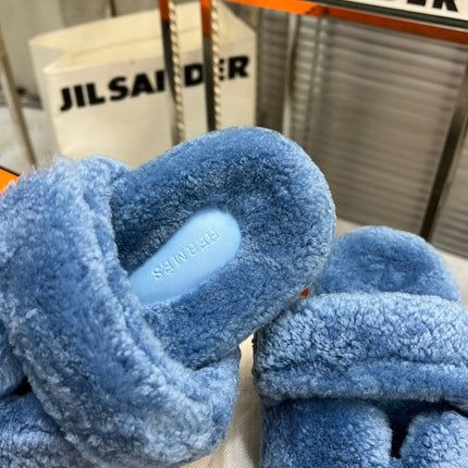 CHYPRE SLIPPERS IN AZURE BLUE LAMB WOOL