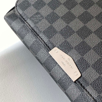 LV 25S SMALL DISTRICT CROSSBODY BAG 25 IN BLACK DAMIER GRAPHITE CANVAS AND CALFSKIN