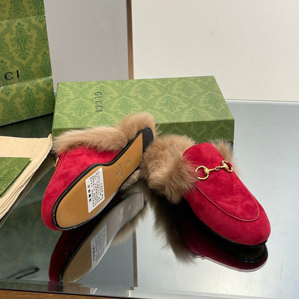 HORSEBIT MULE IN CRIMSON RED SUEDE AND LAMB WOOL LINING