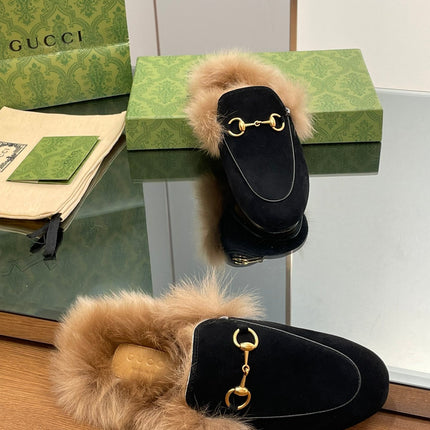 HORSEBIT MULE IN BLACK SUEDE AND LAMB WOOL LINING