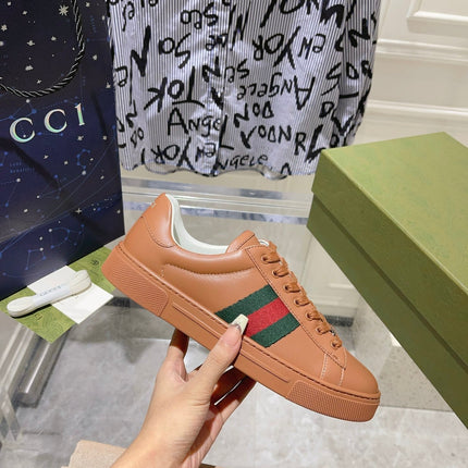 GG ACE GG SUPREME TRAINER TAWNY CALFSKIN