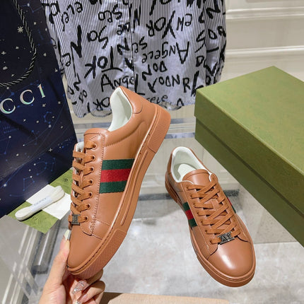 GG ACE GG SUPREME TRAINER TAWNY CALFSKIN