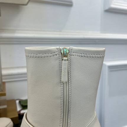 GG HORSEBIT ANKLE BOOTS IN WHITE SHEEPSKIN