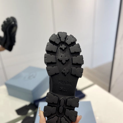 PRA BRUSHED LEATHER MONOLITH LACE-UP LOAFERS GLOSSY BLACK