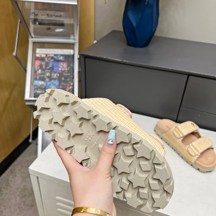 MM DOUBLE STRAP FLAT SANDALS IN BEIGE RAFFIA