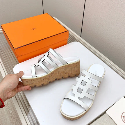 ISABELLA 30 SANDAL IN WHITE CALFSKIN