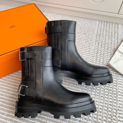 JAIME ANKLE BOOT IN BLACK CALFSKIN