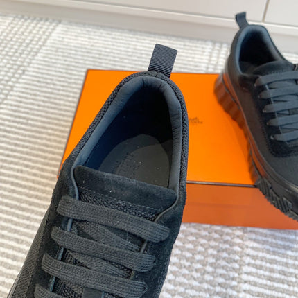 BOUNCING SNEAKER IN BLACK GRAPHIC MESH AND CALFSKIN