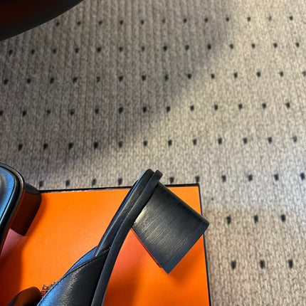 ILOT 55 MM SANDAL IN BLACK CALFSKIN