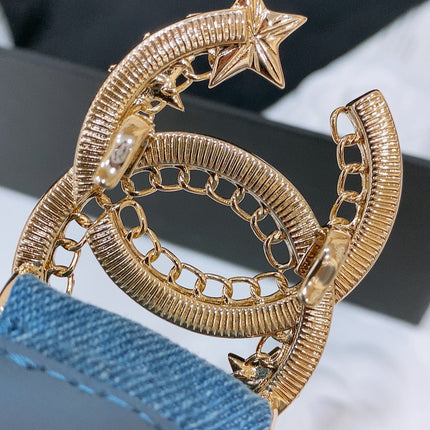 DOUBLE C ELASTIC BELT 30MM IN BLUE DENIM GOLD CRYSTAL STAR EMBELLISHED BUCKLE
