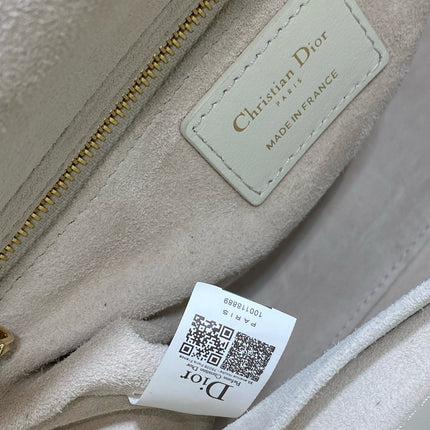 LADY BAG 24 IN WHITE CALFSKIN GOLD HARDWARE