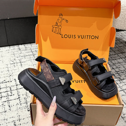 LV WEDGE SANDALS 25S 55 MM IN BLACK CALFSKIN