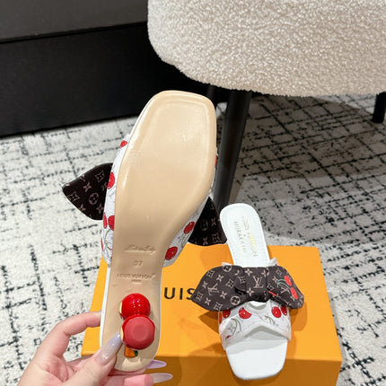 LV CHERRY HIGH HEELS 25S IN WHITE CALFSKIN WITH BOW STYLE 9