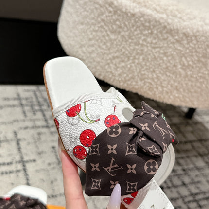 LV CHERRY HIGH HEELS 25S IN WHITE CALFSKIN WITH BOW STYLE 9