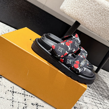 LV TWO-STRAP SLIDES 25S IN BLACK FABRIC AND CALFSKIN