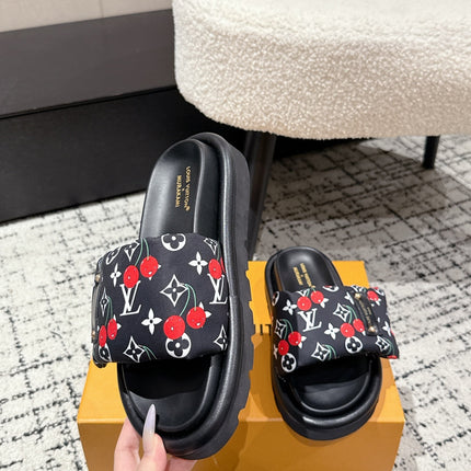 LV MIAMI-STYLE SANDALS 25S IN BLACK FABRIC AND CALFSKIN
