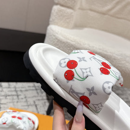 LV MIAMI-STYLE SANDALS 25S IN WHITE FABRIC AND CALFSKIN