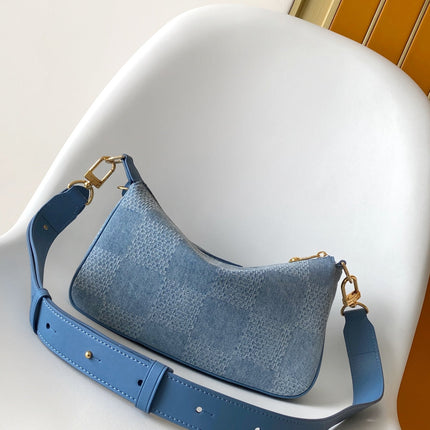 LV 25S POCHETTE ACCESSORIES XL 28 IN BLUE CANVAS DAMIER DENIM