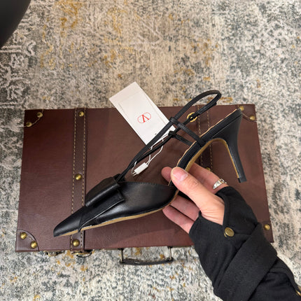 VLTN HIGH HEEL 25S 80 MM IN BLACK CALFSKIN WITH BOW