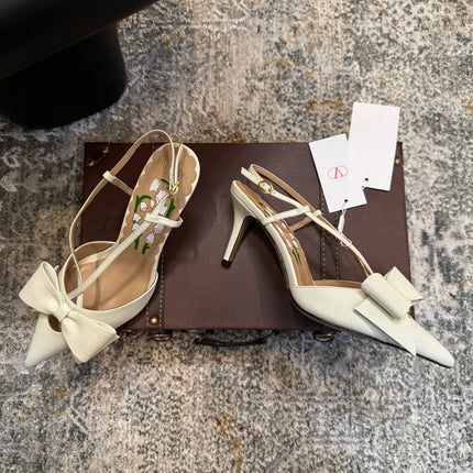 VLTN HIGH HEEL 25S 80 MM IN WHITE CALFSKIN WITH BOW