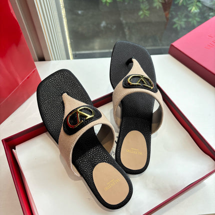 VLTN THONG SANDALS 25S IN BLACK MIX BEIGE LAMBSKIN WITH GOLD HARDWARE