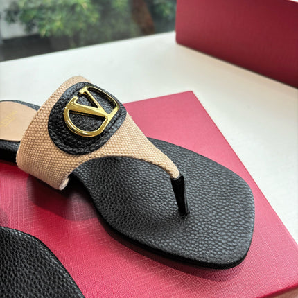 VLTN THONG SANDALS 25S IN BLACK MIX BEIGE LAMBSKIN WITH GOLD HARDWARE