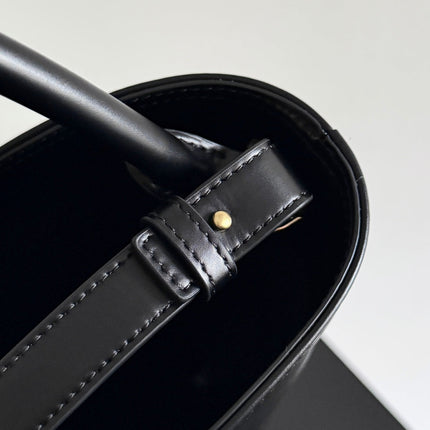 BOTTEGA VENETA 25S MEDIUM LIBERTA 30 IN BLACK CALFSKIN GOLD HARDWARE