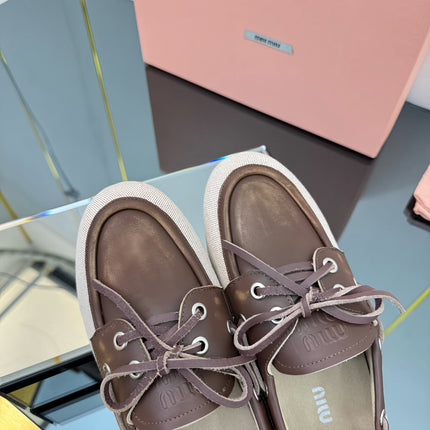 BOAT SHOES IN BROWN CALFSKIN AND BEIGE CANVAS