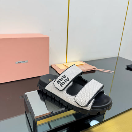 PLATFORM SANDALS IN BLACK EVA SOLE WHITE WITH BLACK POLKA DOTS