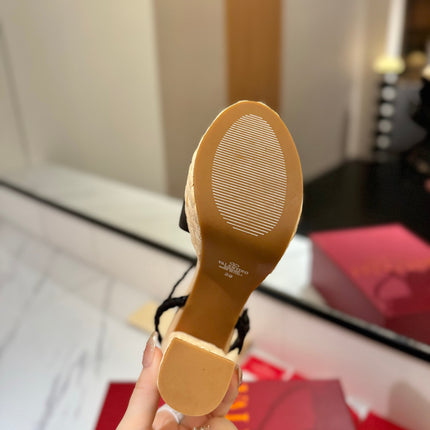 VLTN ESPADRILLE WEDGE SANDALS 25S 115 MM IN BLACK LAMBSKIN