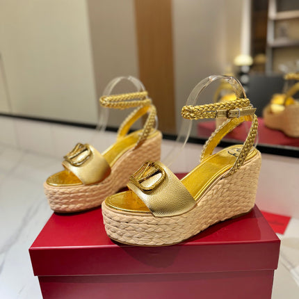VLTN ESPADRILLE WEDGE SANDALS 25S 90 MM IN GOLD LAMBSKIN STYLE 1