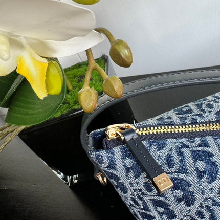 TRAVEL NOMAD POUCH 22 IN BLUE MONOGRAM OBLIQUE JACQUARD