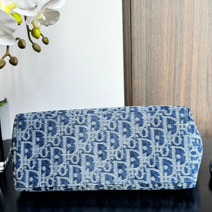 TRAVEL NOMAD POUCH 22 IN BLUE MONOGRAM OBLIQUE JACQUARD