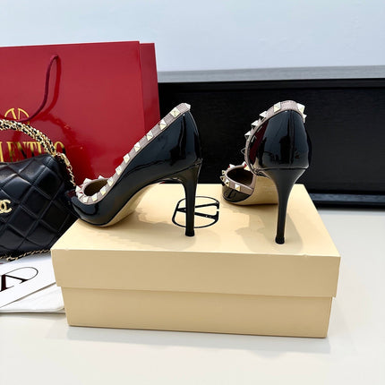 VLTN ROCKSTUD HEELS 25S 85 MM IN BLACK GLOSSY LEATHER