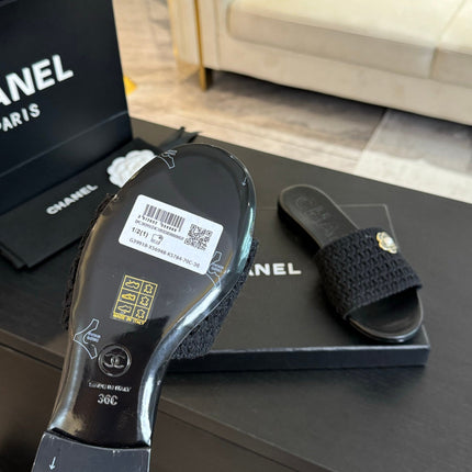 CC BLACK WOVEN FLAT SLIPPERS