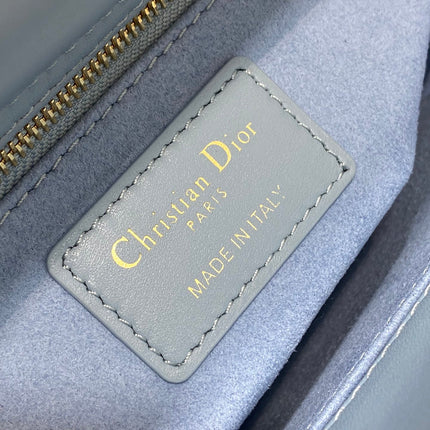 MEDIUM LADY BAG 20 IN BABY BLUE QUILTED MACROCANNAGE CALFSKIN GREY STRAP